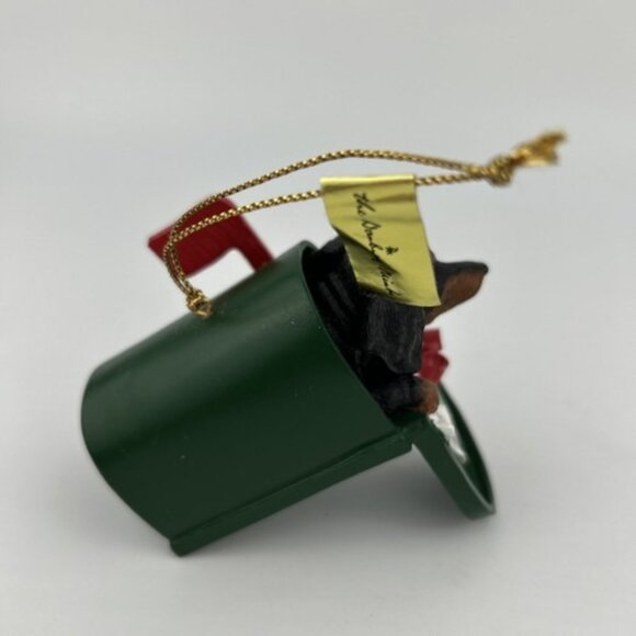Danbury Mint Delightful Dachshunds Christmas Ornament PAW-CEL POST - Picture 6 of 10